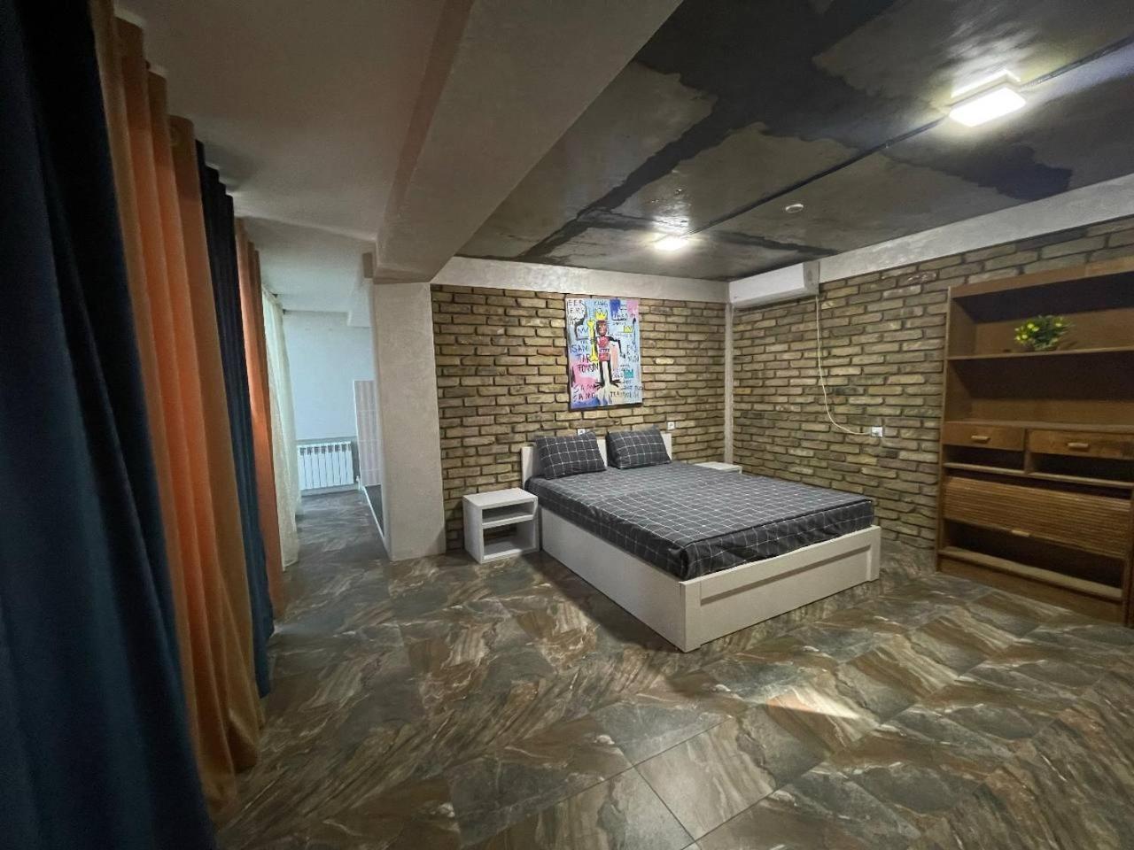 Local Hotel Tashkent Ngoại thất bức ảnh